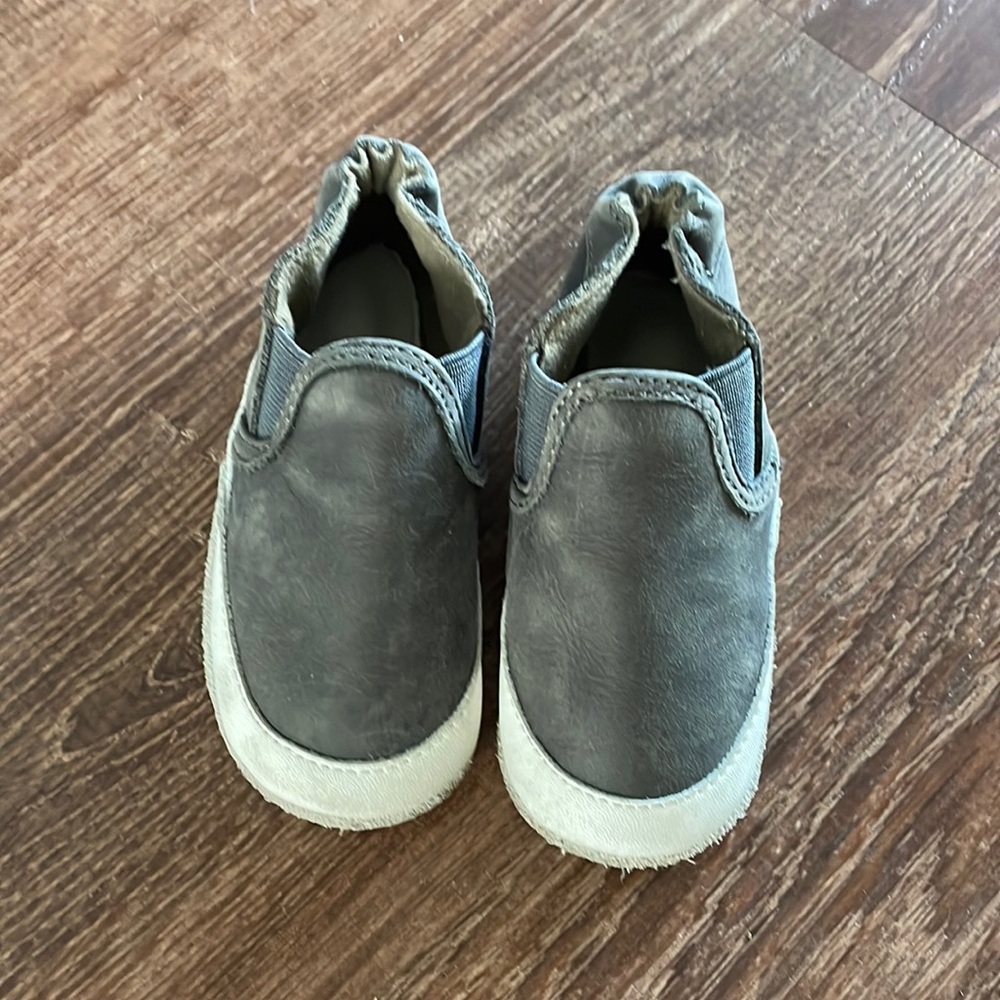 Robeez Liam Soft Sole Shoes